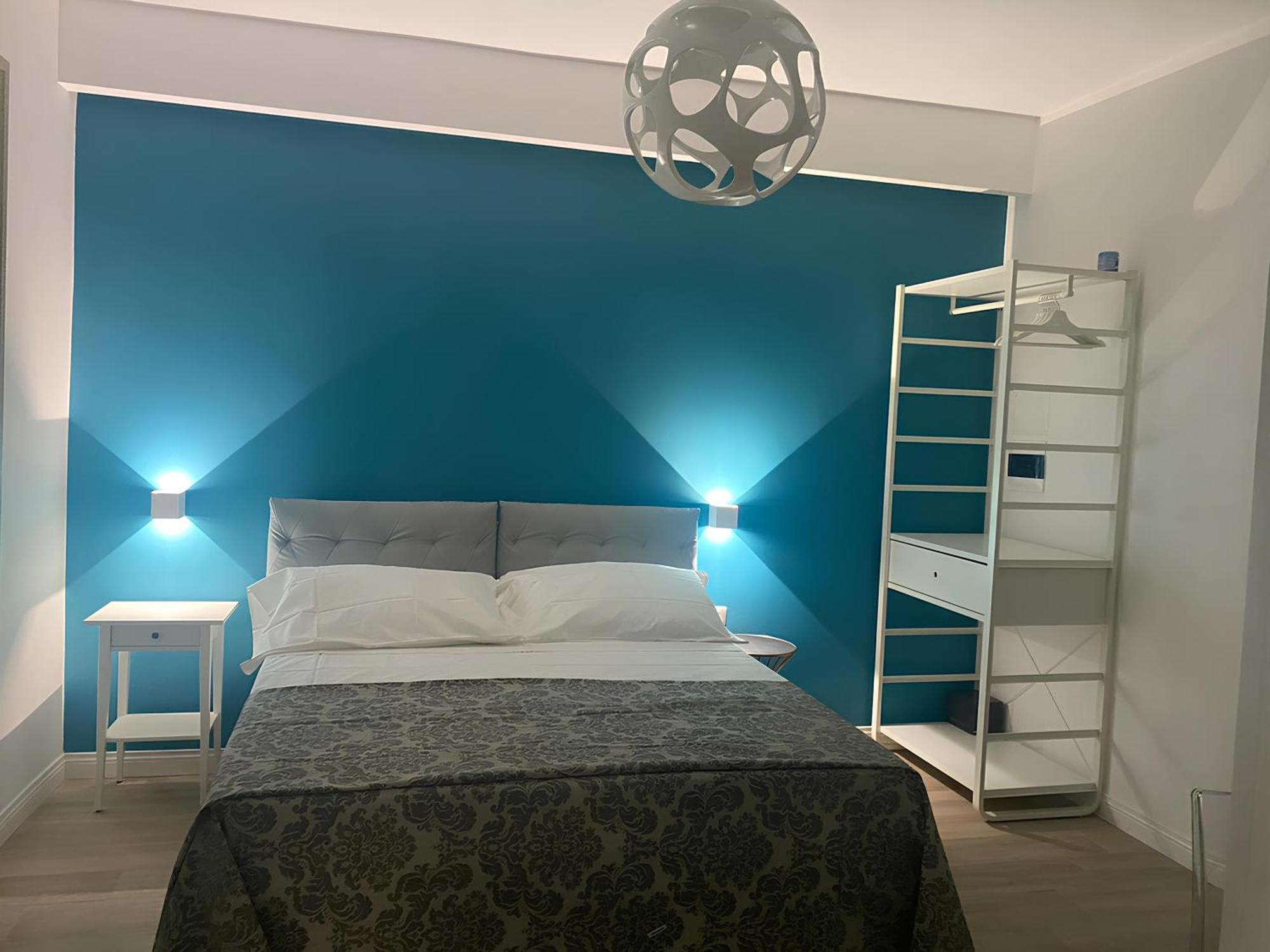 Suite Riviera 84 Наполи Екстериор снимка