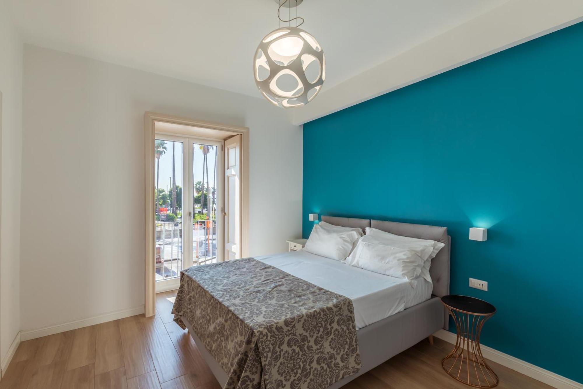 Suite Riviera 84 Наполи Екстериор снимка