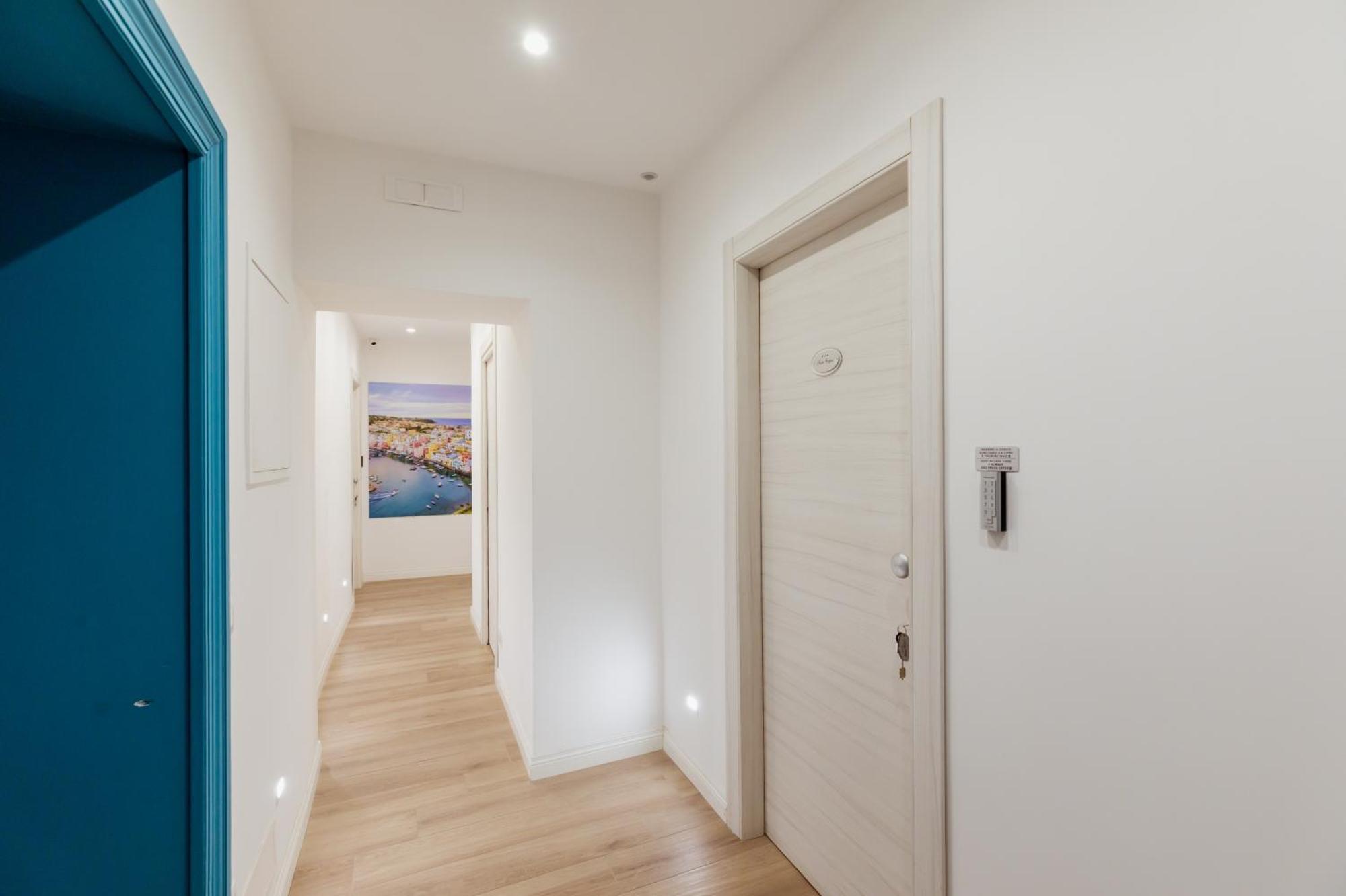 Suite Riviera 84 Наполи Екстериор снимка