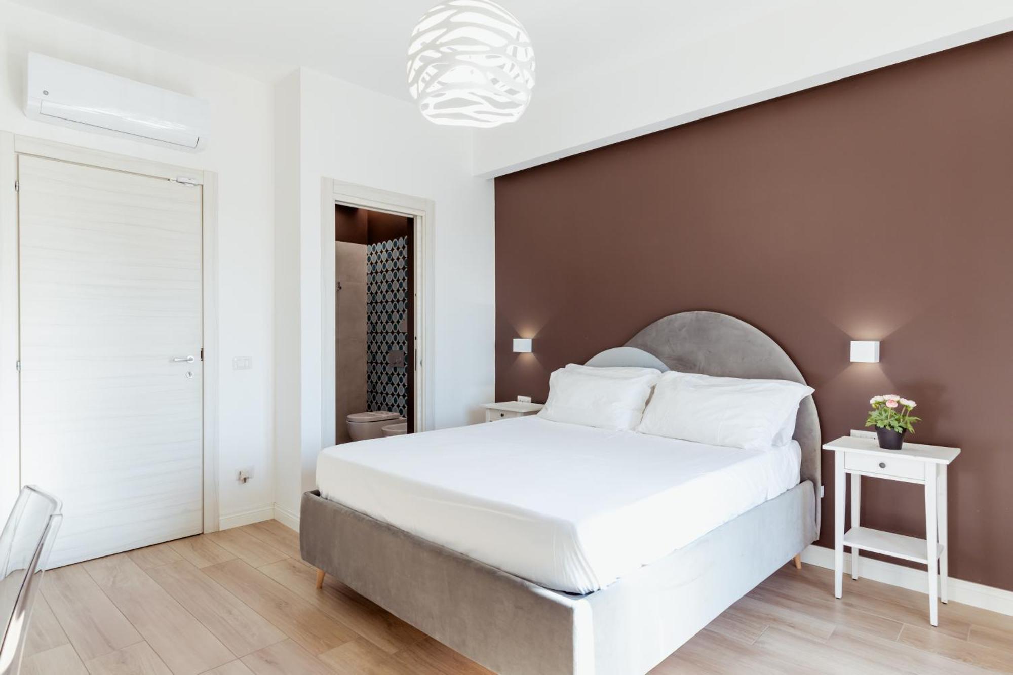 Suite Riviera 84 Наполи Екстериор снимка